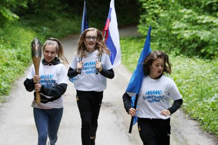 Mirna, slovenska bakla, foto OKS, Jan Gregorc (15)